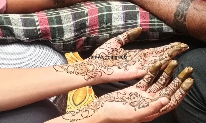 Deepak mehandi artist faridabad